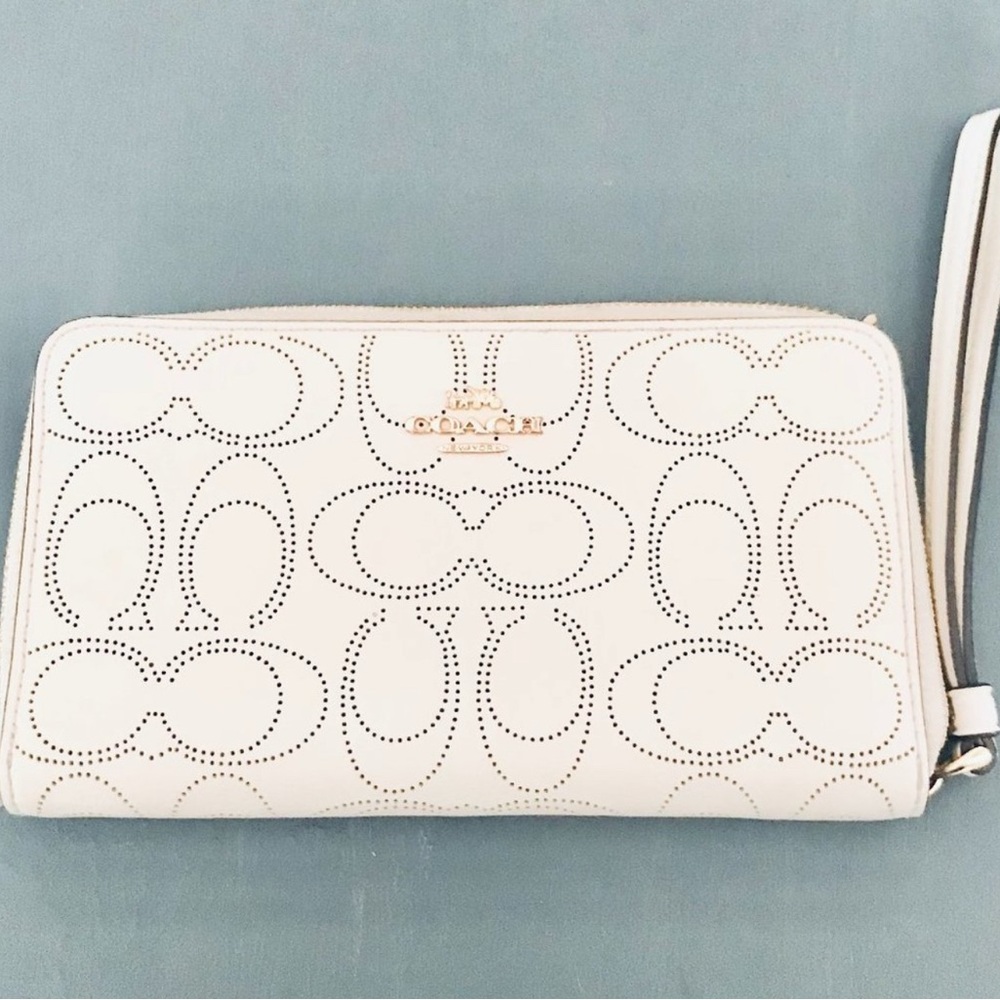 ❌SOLD❌Coach Wallet Clutch Wristlet